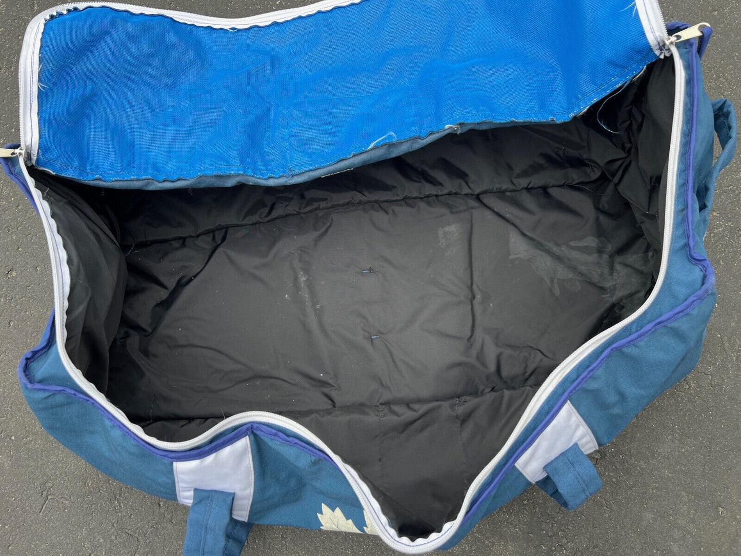 JRZ Toronto Maple Leafs NHL Pro Stock Hockey Padded Equipment Travel Bag Player