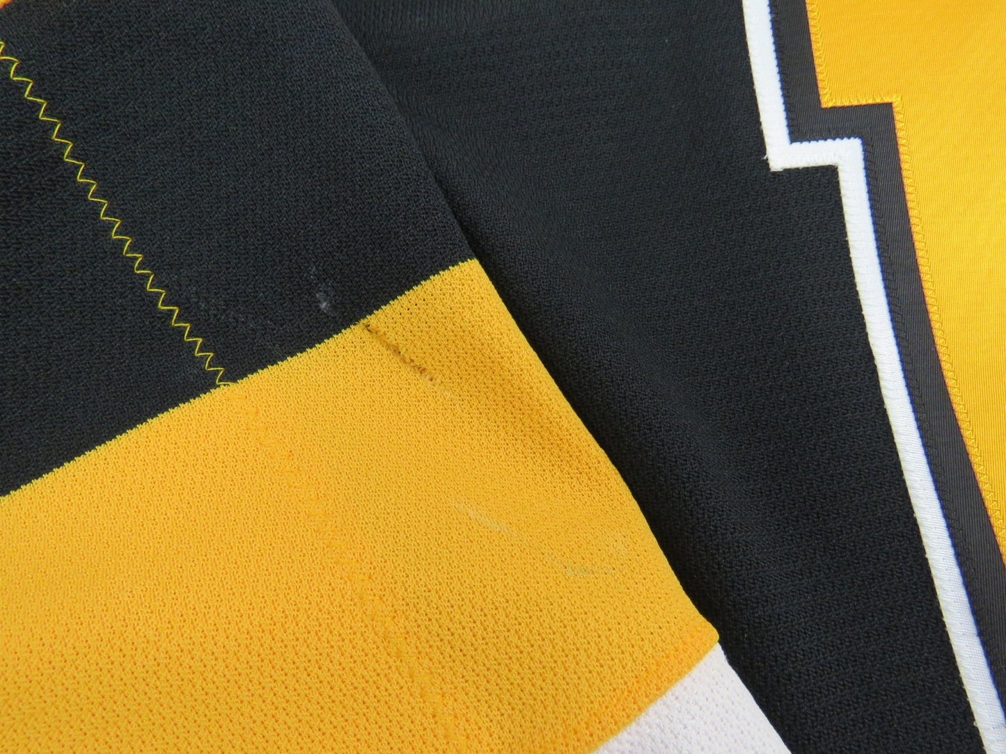 CCM Kingston Frontenacs OHL Pro Stock Game Worn Hockey Jersey #16 HUGHES Size 56