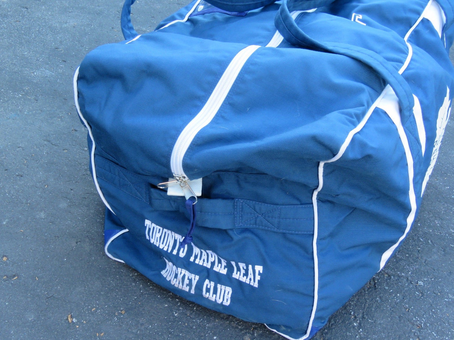 JRZ Toronto Maple Leafs NHL Pro Stock Hockey Team Equipment Travel Bag Player