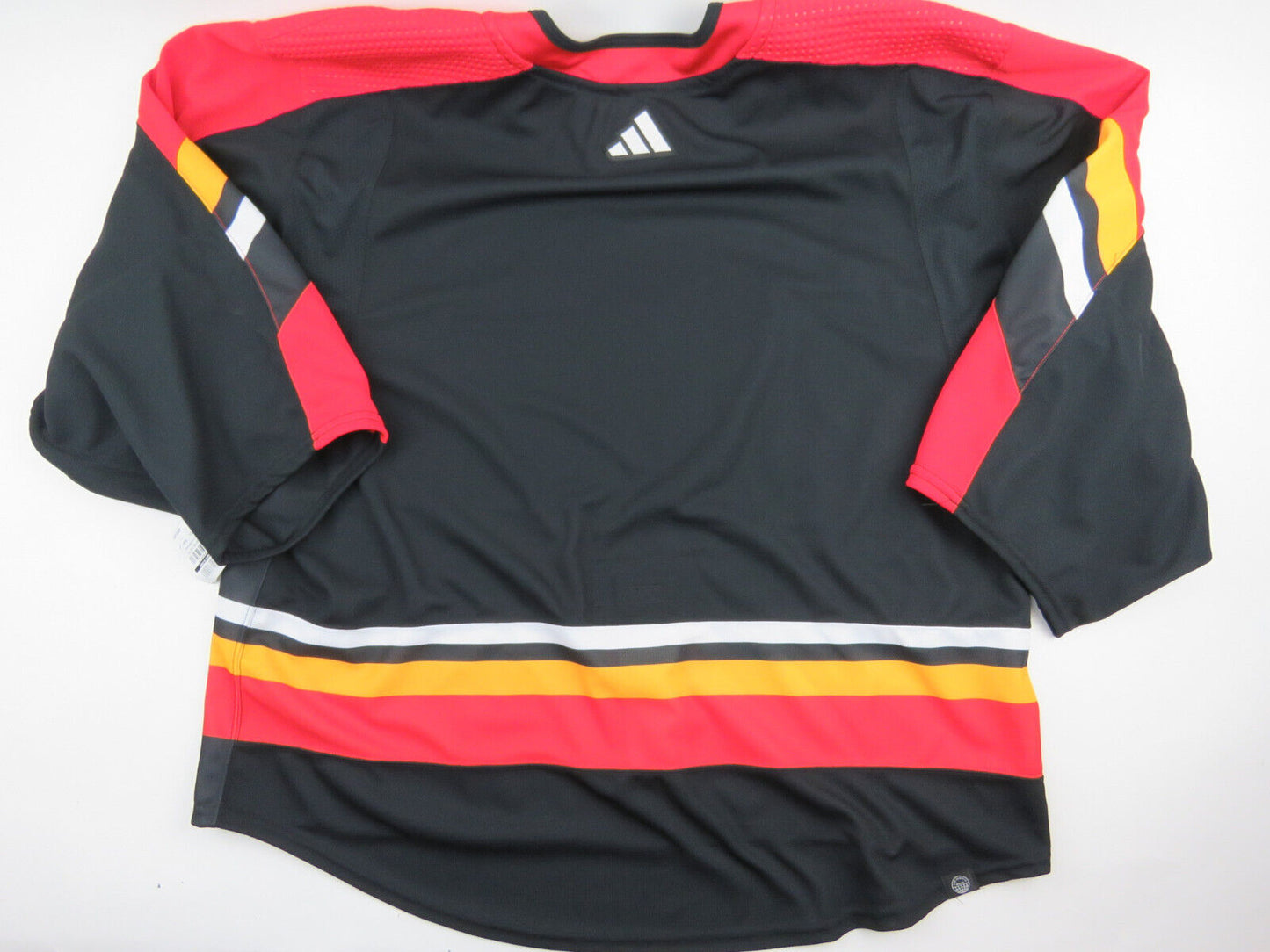 Calgary Flames Reverse Retro 2.0 Team Issued NHL Pro Hockey Jersey 60 GOALIE MiC