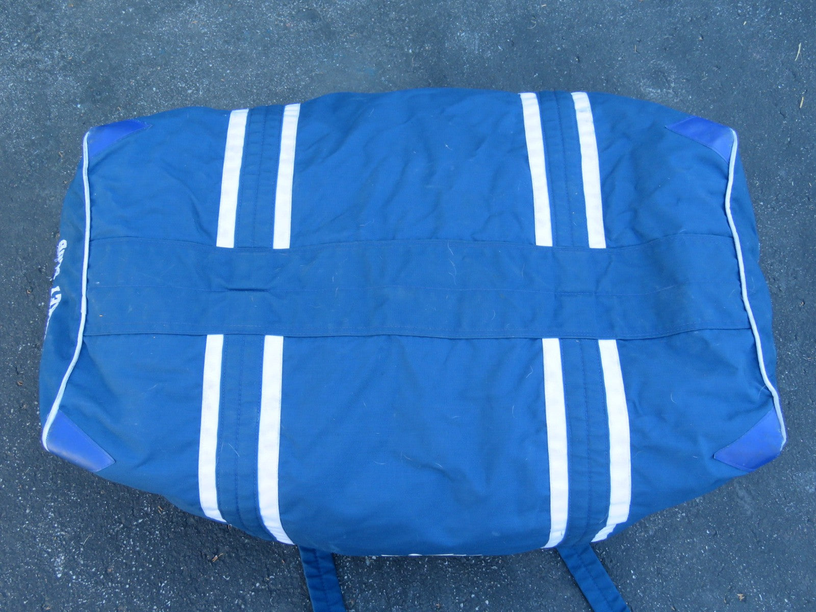 JRZ Toronto Maple Leafs NHL Pro Stock Hockey Team Equipment Travel Bag Player