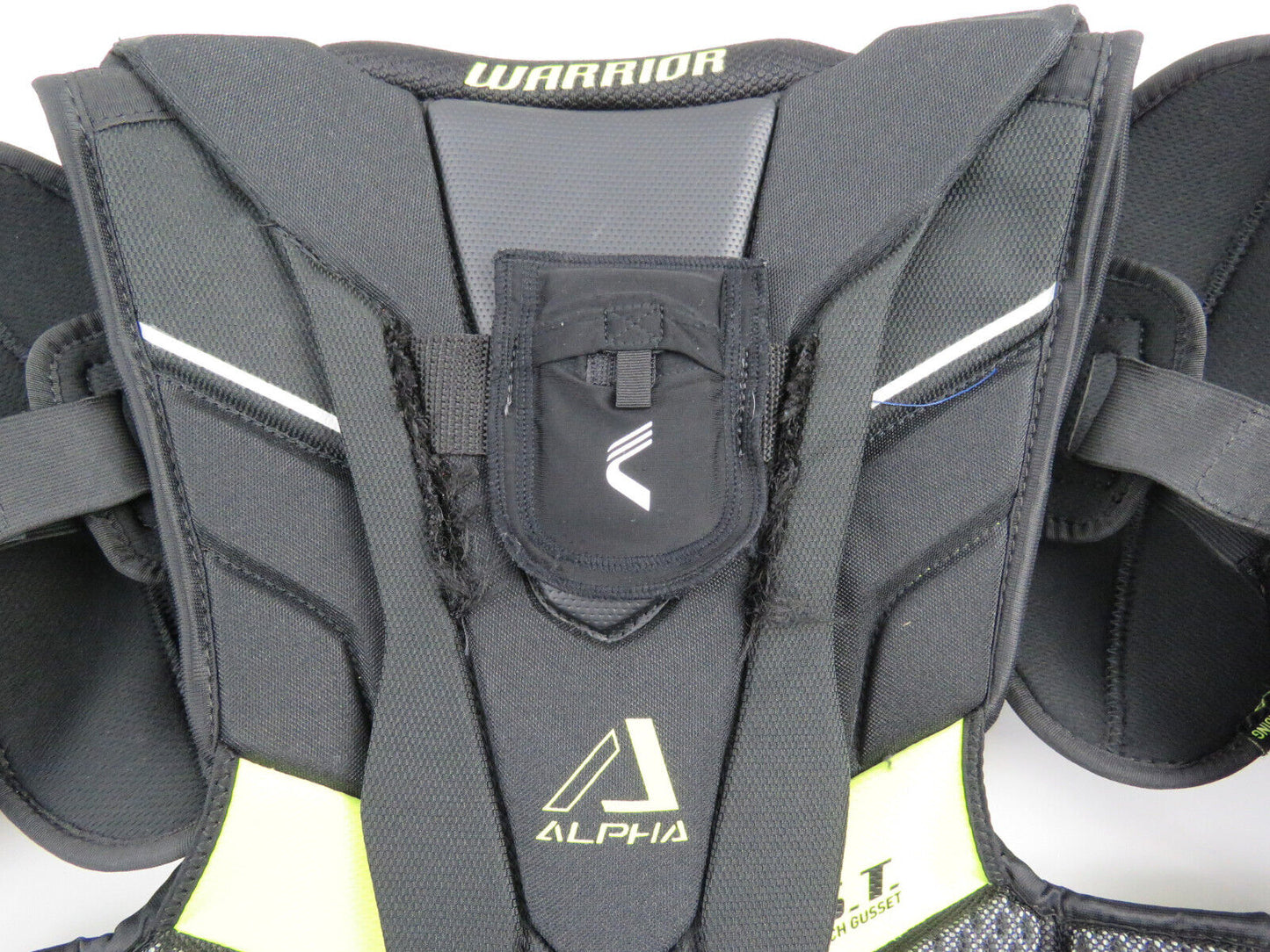 Warrior Alpha QX NHL Pro Stock Hockey Player Shoulder Pads Senior Medium