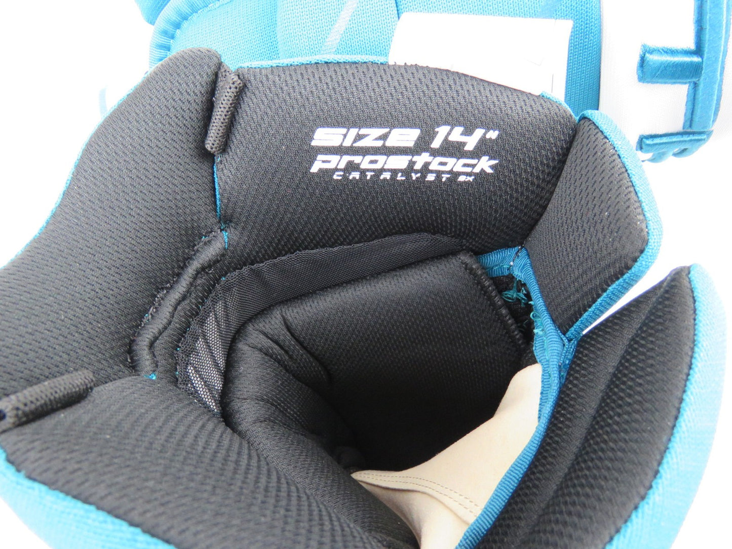 New TRUE NHL Pro Stock San Jose Sharks Hockey Gloves Senior Size 14" Teal
