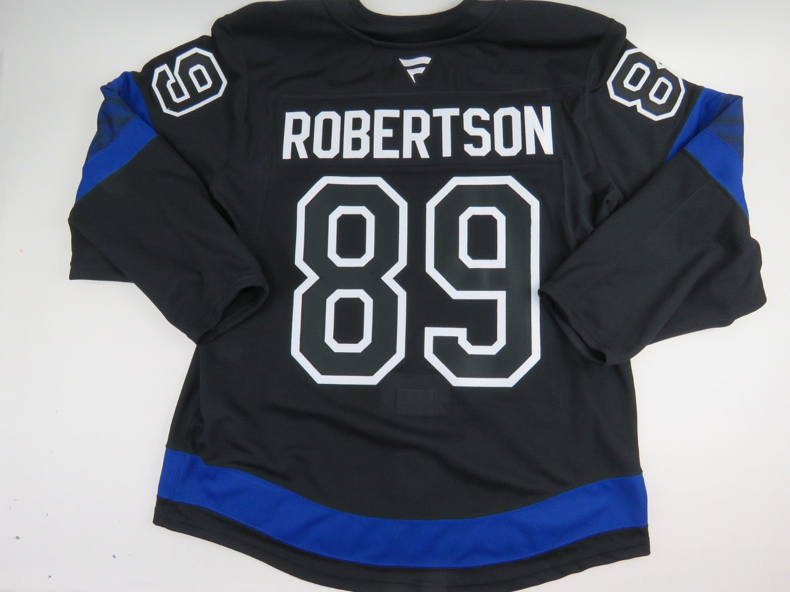 Game Worn Fanatics Toronto Maple Leafs Flipside Next Gen Hockey Jersey ROBERTSON