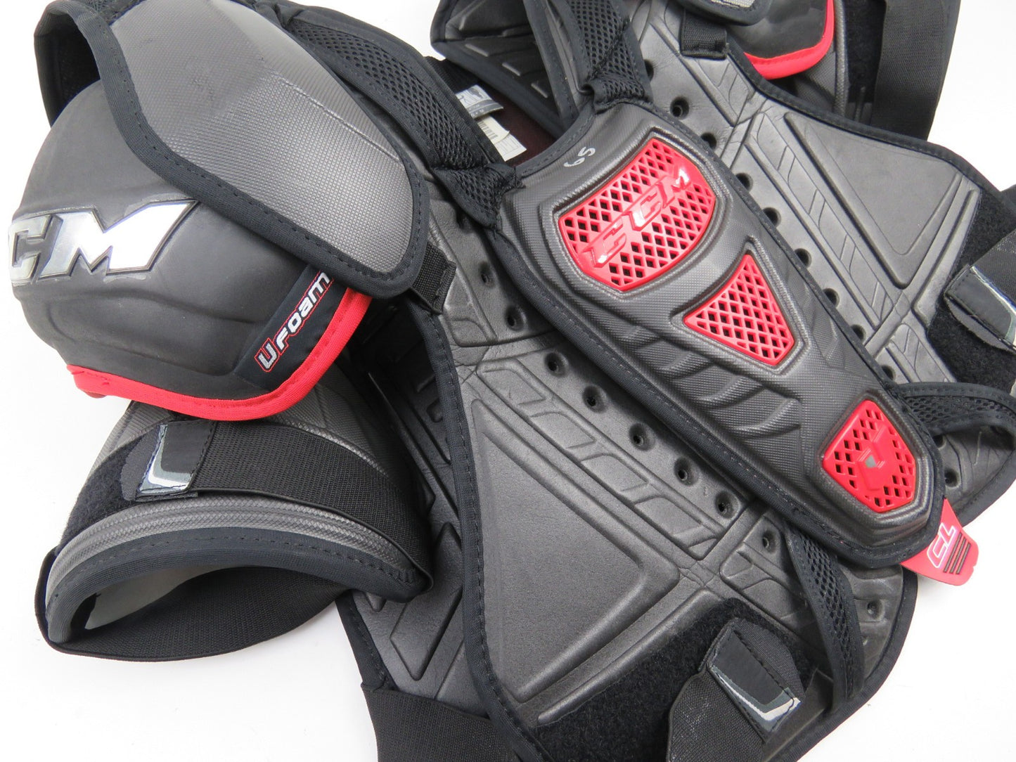 CCM U+ CL NHL Pro Stock Hockey Player Shoulder Pads Protective Size Senior XL