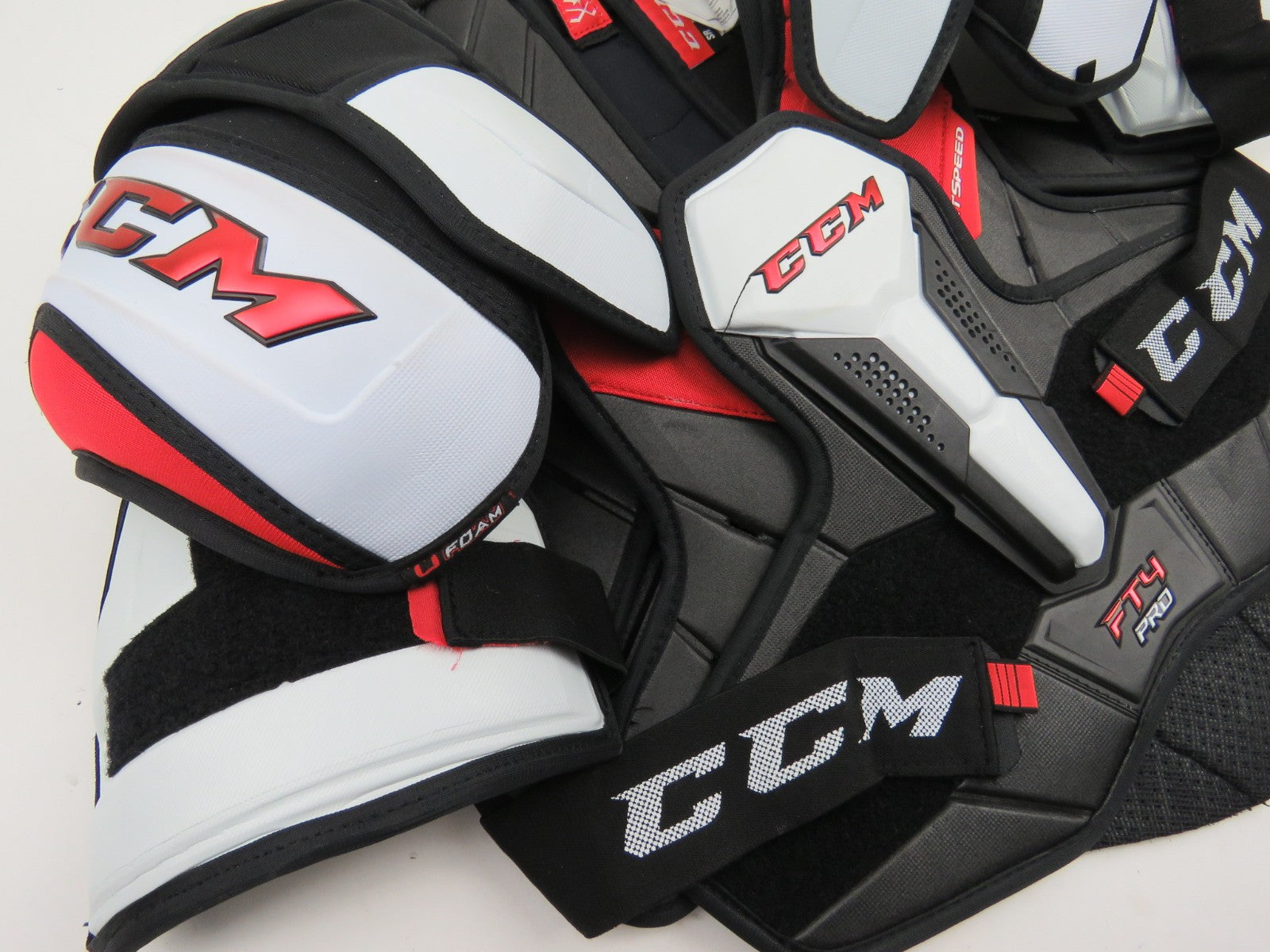 CCM JetSpeed FT4 PRO NHL Pro Stock Hockey Player Shoulder Pads Senior Large