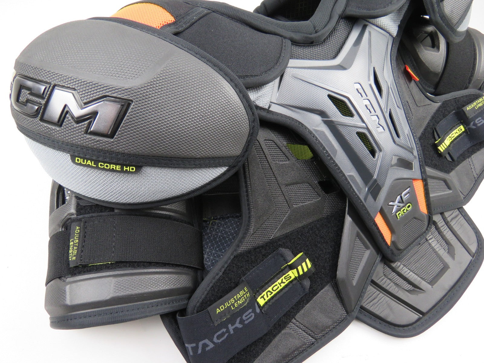 CCM Tacks XF PRO NHL Pro Stock Hockey Player Shoulder Pads Senior Large