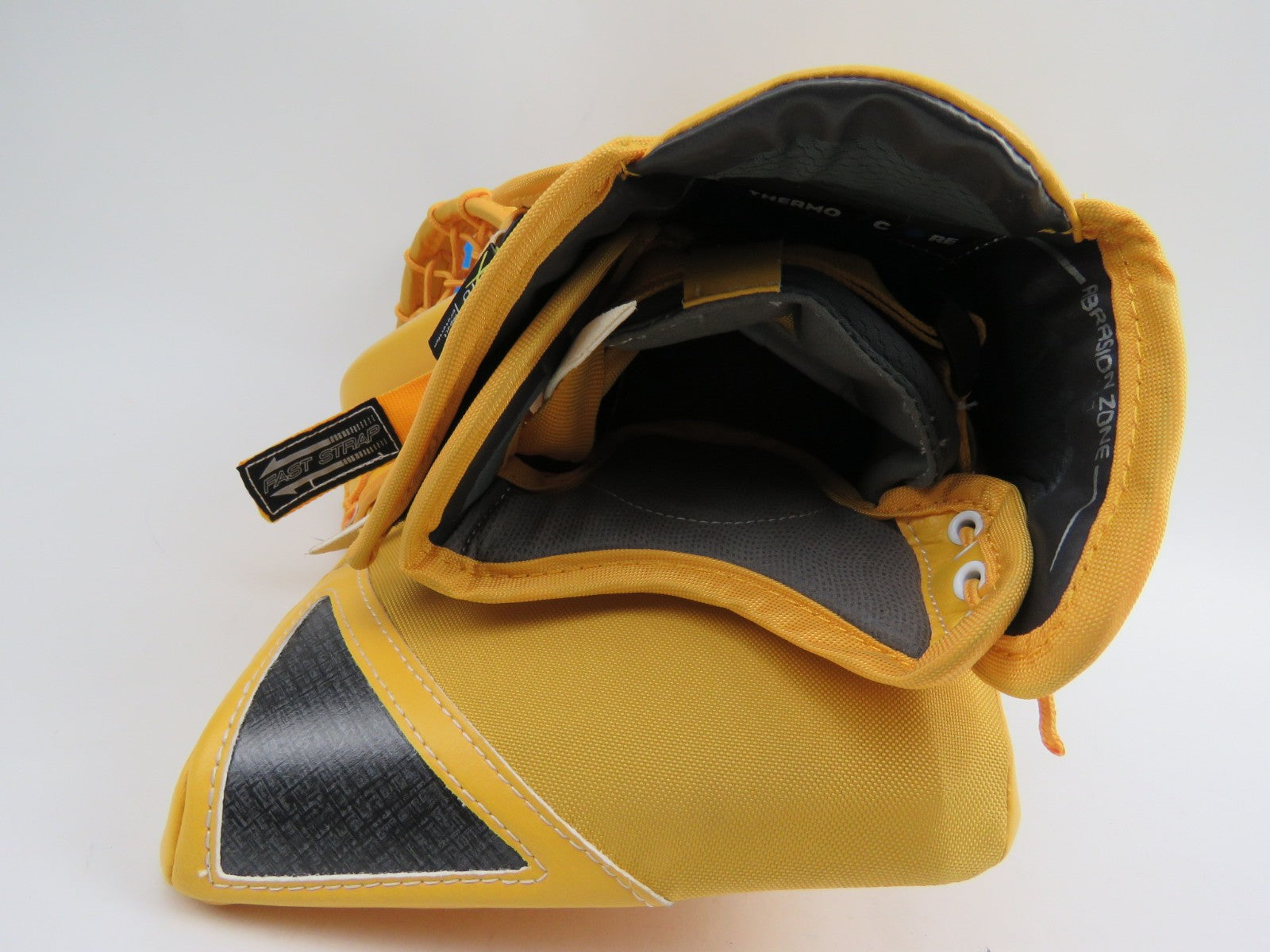 Bauer Mach Nashville Predators NHL Pro Stock Hockey Goalie Glove ASKAROV Right