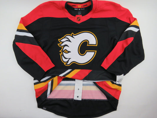 Calgary Flames Reverse Retro 2.0 Team Issued NHL Pro Stock Hockey Jersey 56 MiC