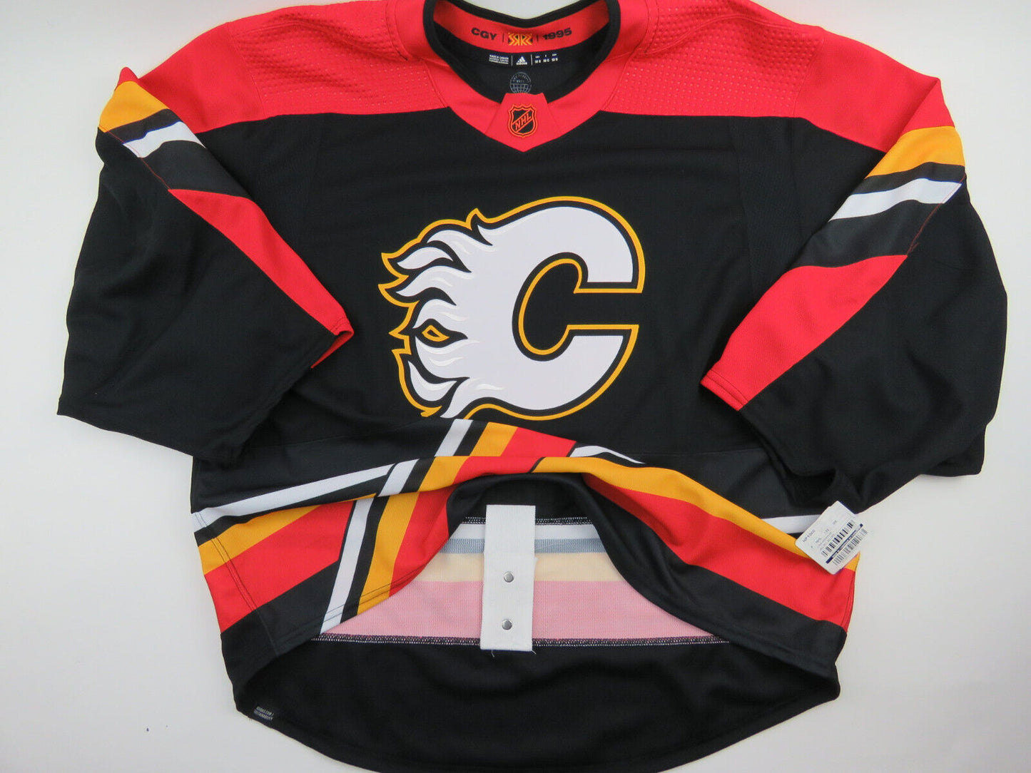 Calgary Flames Reverse Retro 2.0 Team Issued NHL Pro Hockey Jersey 58 GOALIE MiC