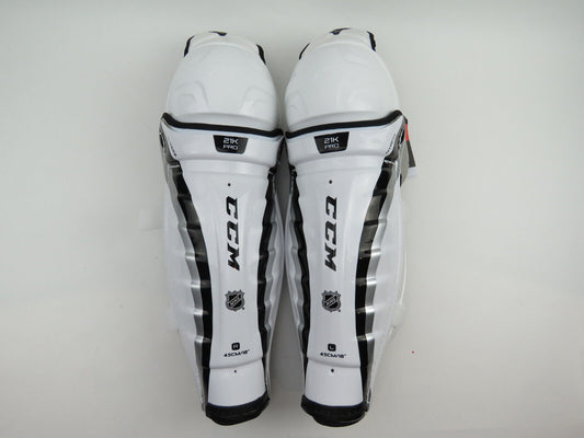 CCM 21K Pro NHL Pro Stock Ice Hockey Player Shin Pads Protective 18" NWT