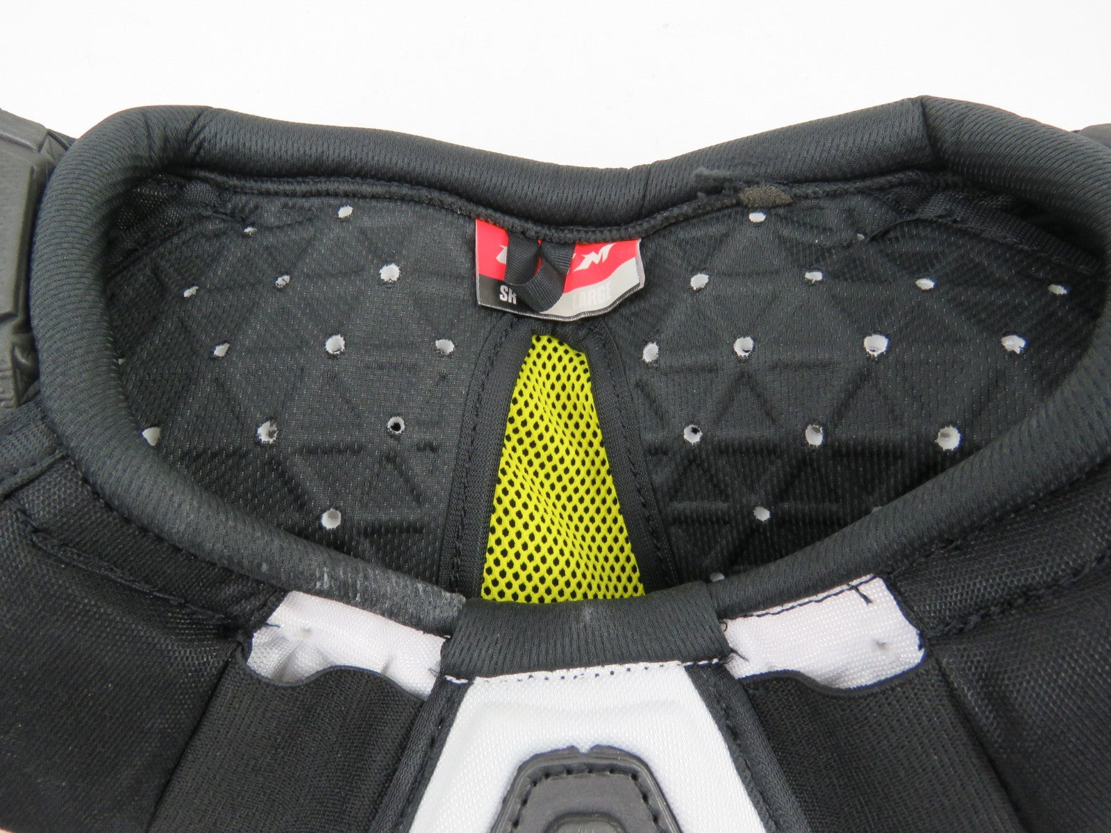 CCM Tacks PRO NHL Pro Stock Hockey Player Shoulder Pads Senior Large