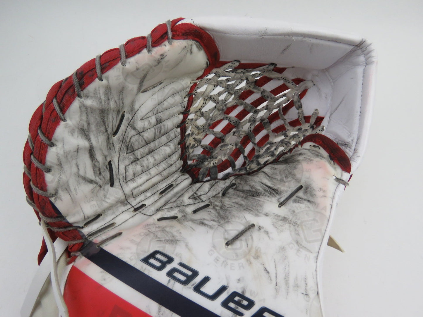 Bauer HyperLite 2 Oshawa Generals Pro Stock Goalie Glove Catcher White Red Navy