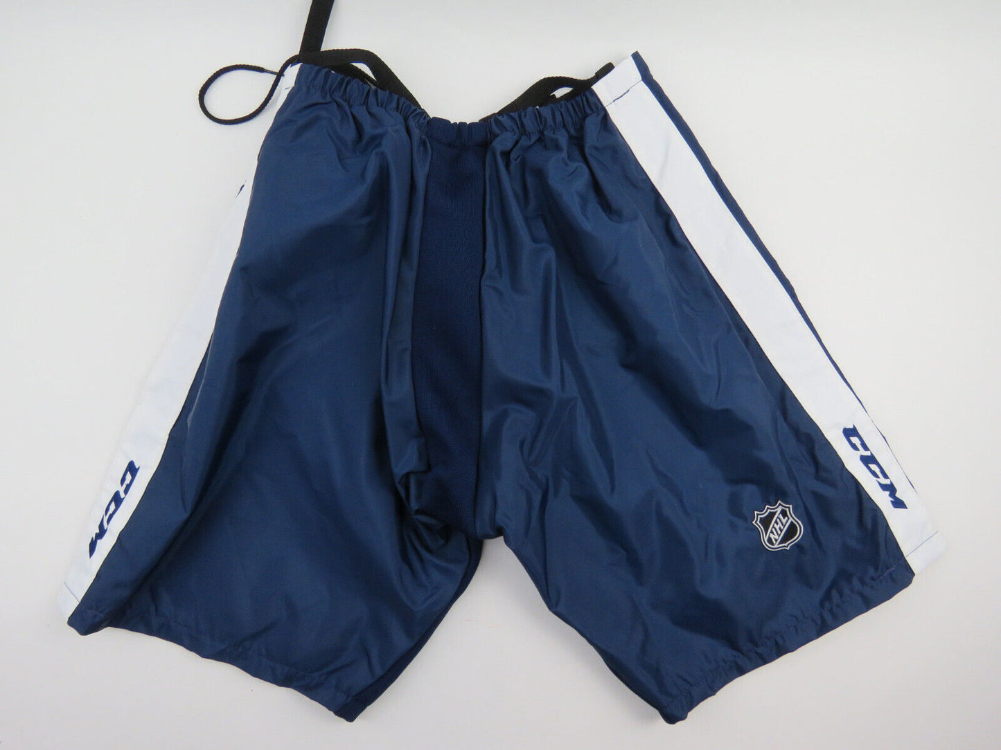 CCM PP10 Toronto Maple Leafs ARENAS NHL Pro Stock Hockey Pant Shell Large CANADA