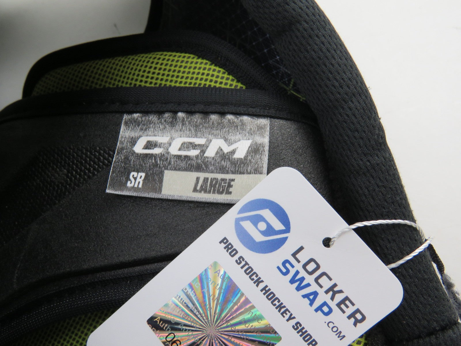 CCM Tacks XF PRO NHL Pro Stock Hockey Player Shoulder Pads Protective Size Large