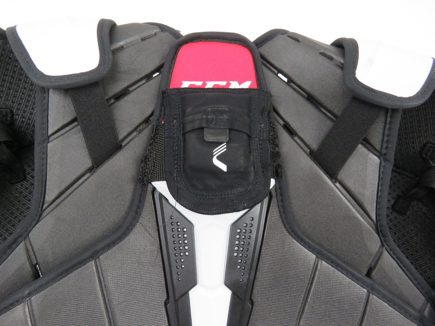 CCM JetSpeed FT4 PRO NHL Pro Stock Hockey Player Shoulder Pads Senior Medium