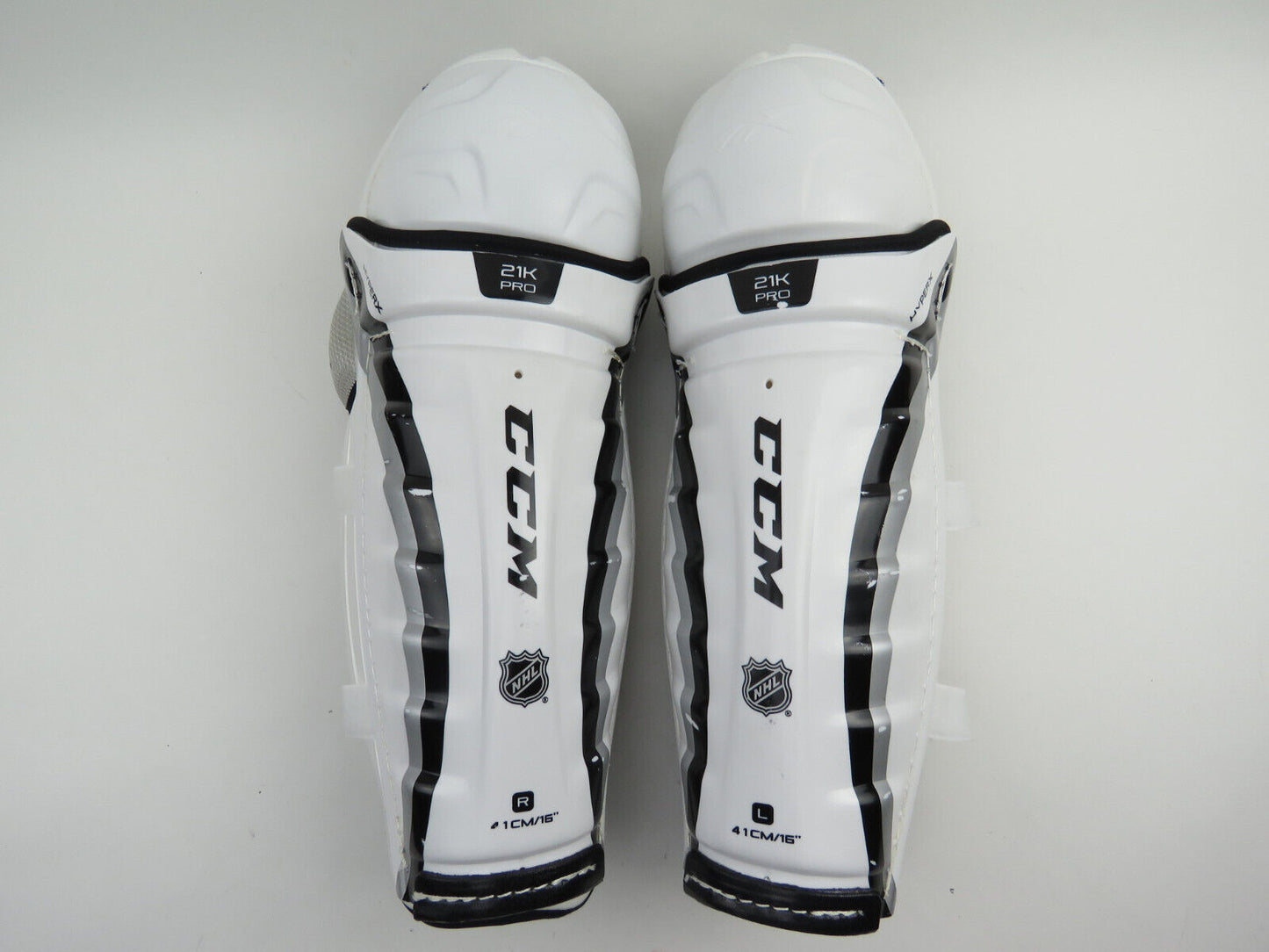 CCM 21K Pro NHL Pro Stock Ice Hockey Player Shin Pads Protective 16"