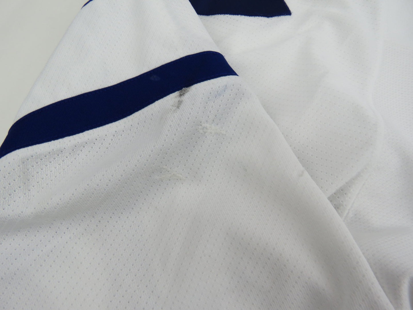 Leo Komarov 2016-17 Game Worn Toronto Maple Leafs NHL 100th Hockey Jersey COA