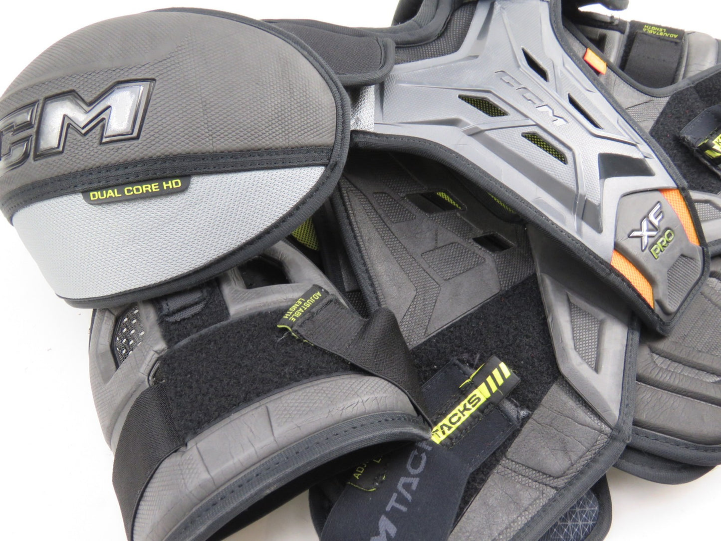 CCM Tacks XF PRO NHL Pro Stock Hockey Player Shoulder Pads Protective Size Large