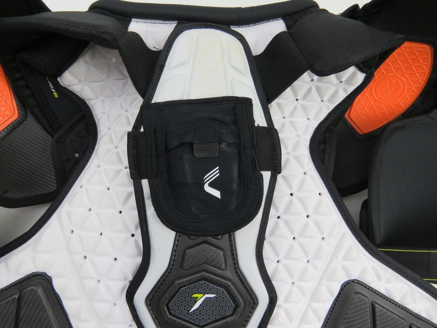 CCM Tacks PRO NHL Pro Stock Hockey Player Shoulder Pads Senior Large
