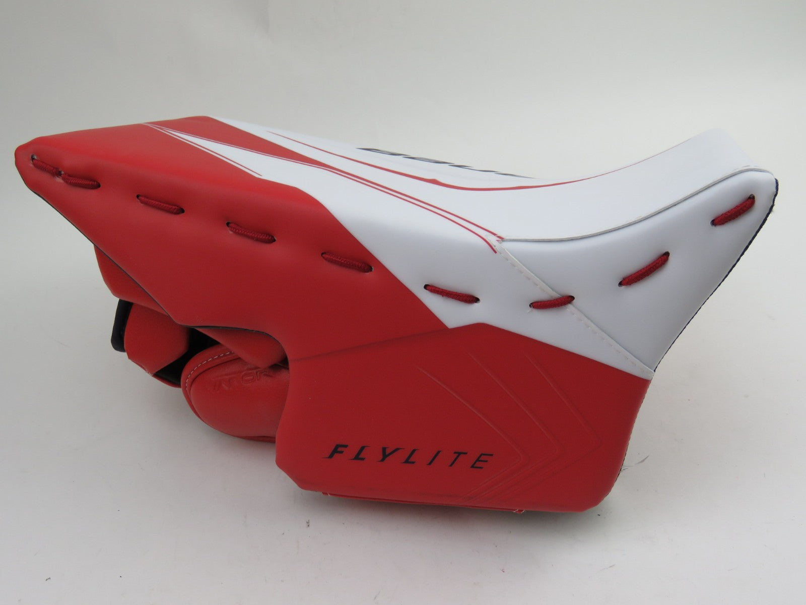 Bauer Vapor FlyLite Oshawa Generals Pro Stock Hockey Goalie Glove Blocker Set