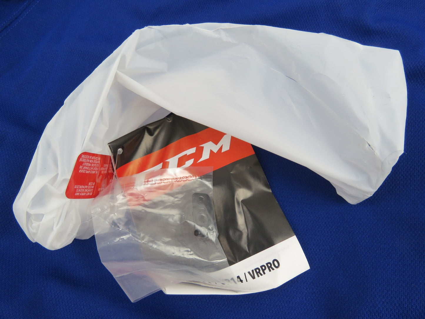 NEW CCM VR PRO Short 2.75" NHL Pro Stock Team Issued Hockey Helmet Visor Clear