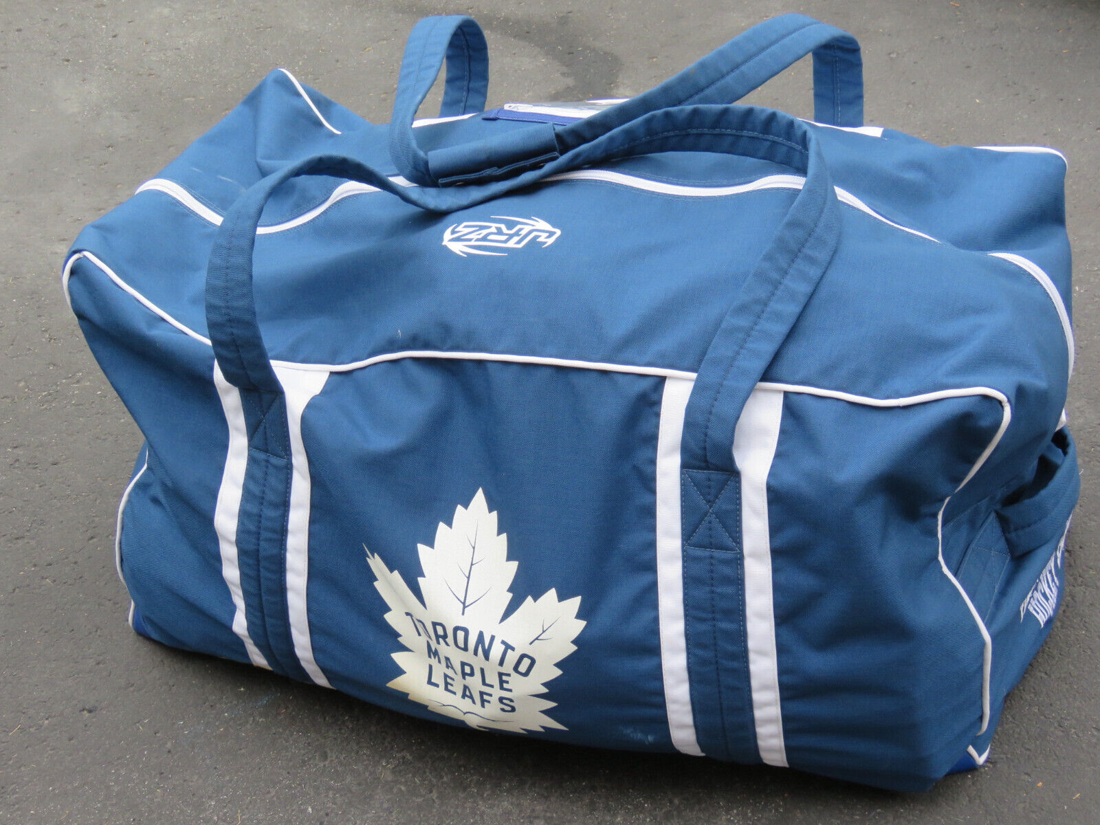 JRZ Toronto Maple Leafs NHL Pro Stock Hockey Team Equipment Travel Bag Player